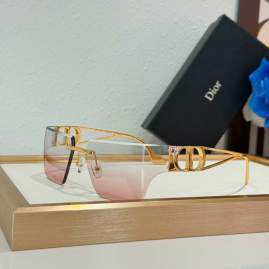 Picture of Dior Sunglasses _SKUfw75840797fw